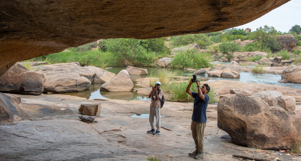 Beyond the Temples: Hampi’s Hidden Prehistoric Paintings